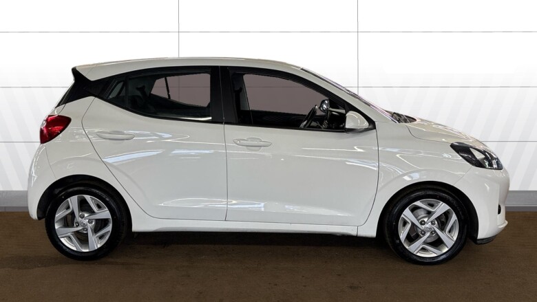 Hyundai i10 1.0 MPi SE Connect 5dr Petrol Hatchback